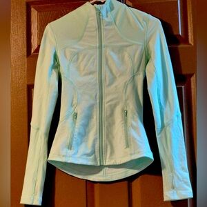 Lululemon defined mint jacket size 2